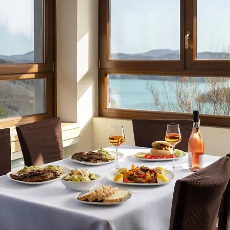 Отель Ktima Alonaki Belokomiti